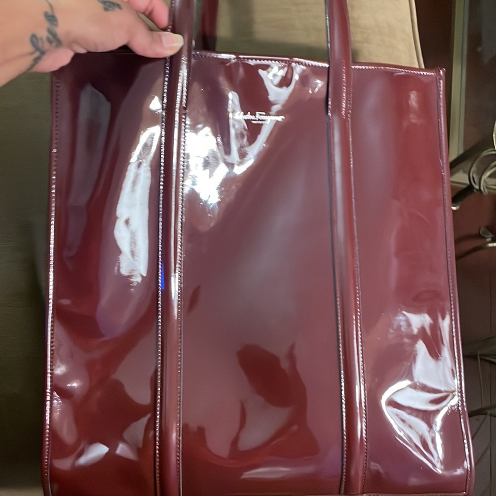 Salvatore Ferragamo bag - Picture 9 of 10